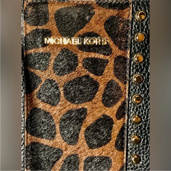 Michael Kors Signature Voyager East West Tote In Multi Black & Brown Giraffe NWT - Picture 4 of 16